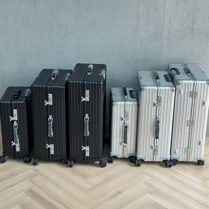 rimowa classic 26 inch aluminum-magnesium alloy check-in luggage